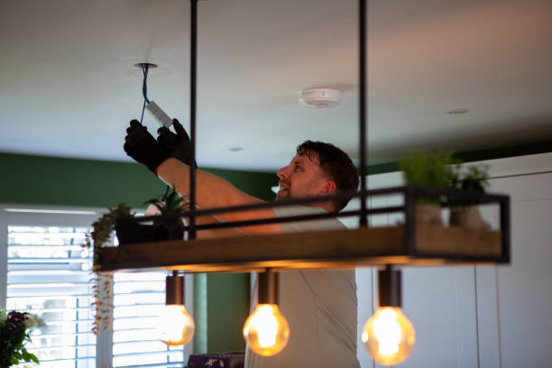 Best Electrician Near Me  in Chesapeake, OH